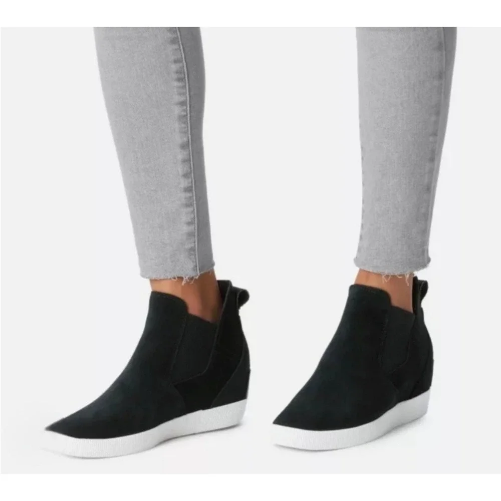 Sorel‎ Out N About Pull-On Wedge Sneaker Women 7 Black Waterproof Suede Bootie